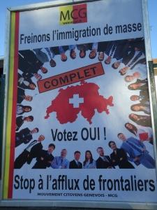 Cartel del referéndum pidiendo "sí" al cierre de las fronteras